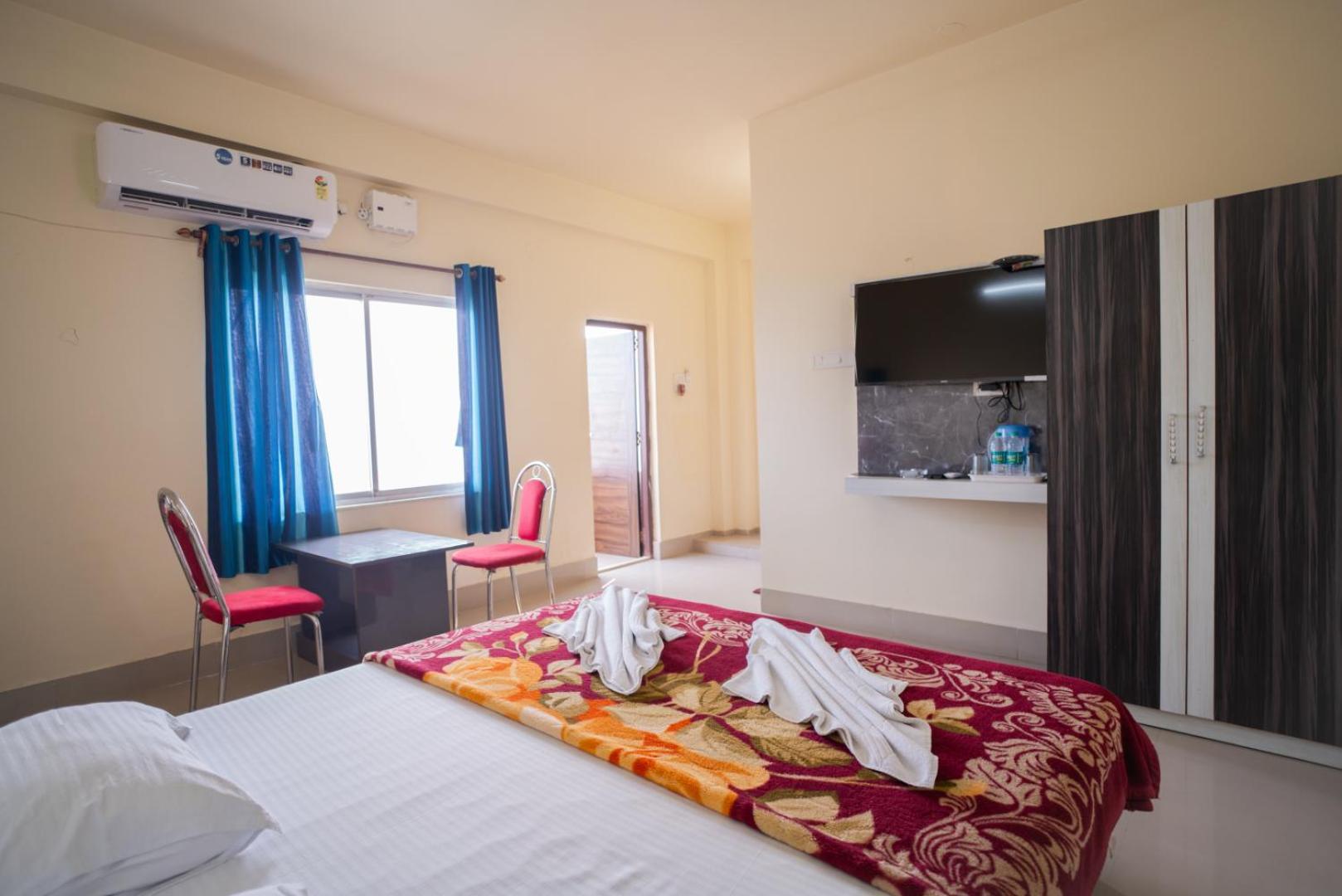 Hotel Nilkantha Мандармони Екстериор снимка