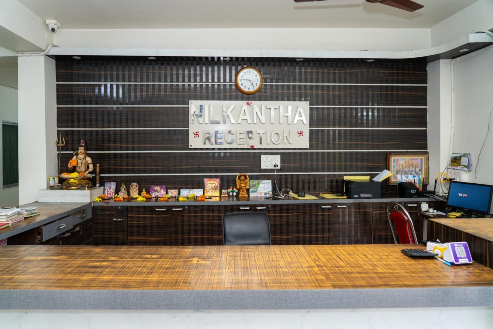 Hotel Nilkantha Мандармони Екстериор снимка